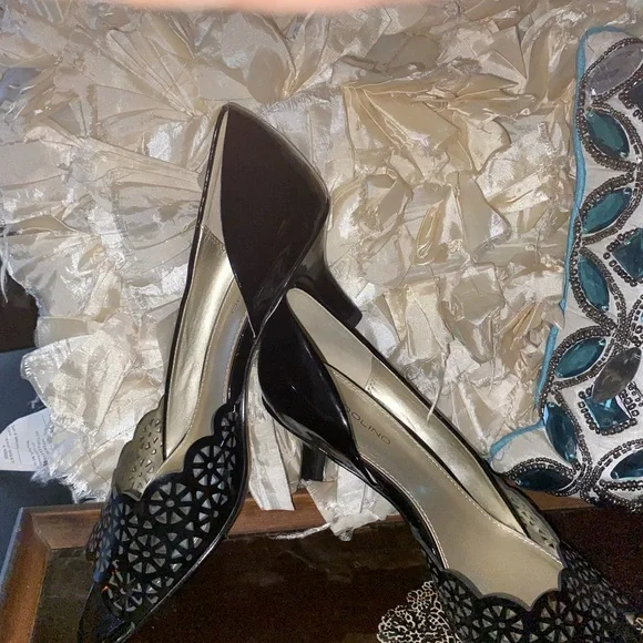 Black Bandolino pumps - Picture 4 of 6